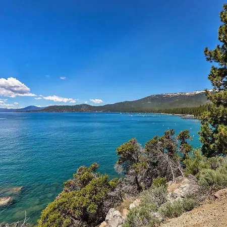 Welcoming Incline Village Home 1Mi to Ski, Beaches